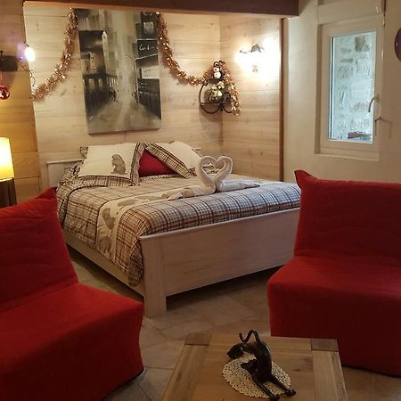 L'Olivier Chez Mamé Marthe Villa Vallon-Pont-dʼArc Kültér fotó